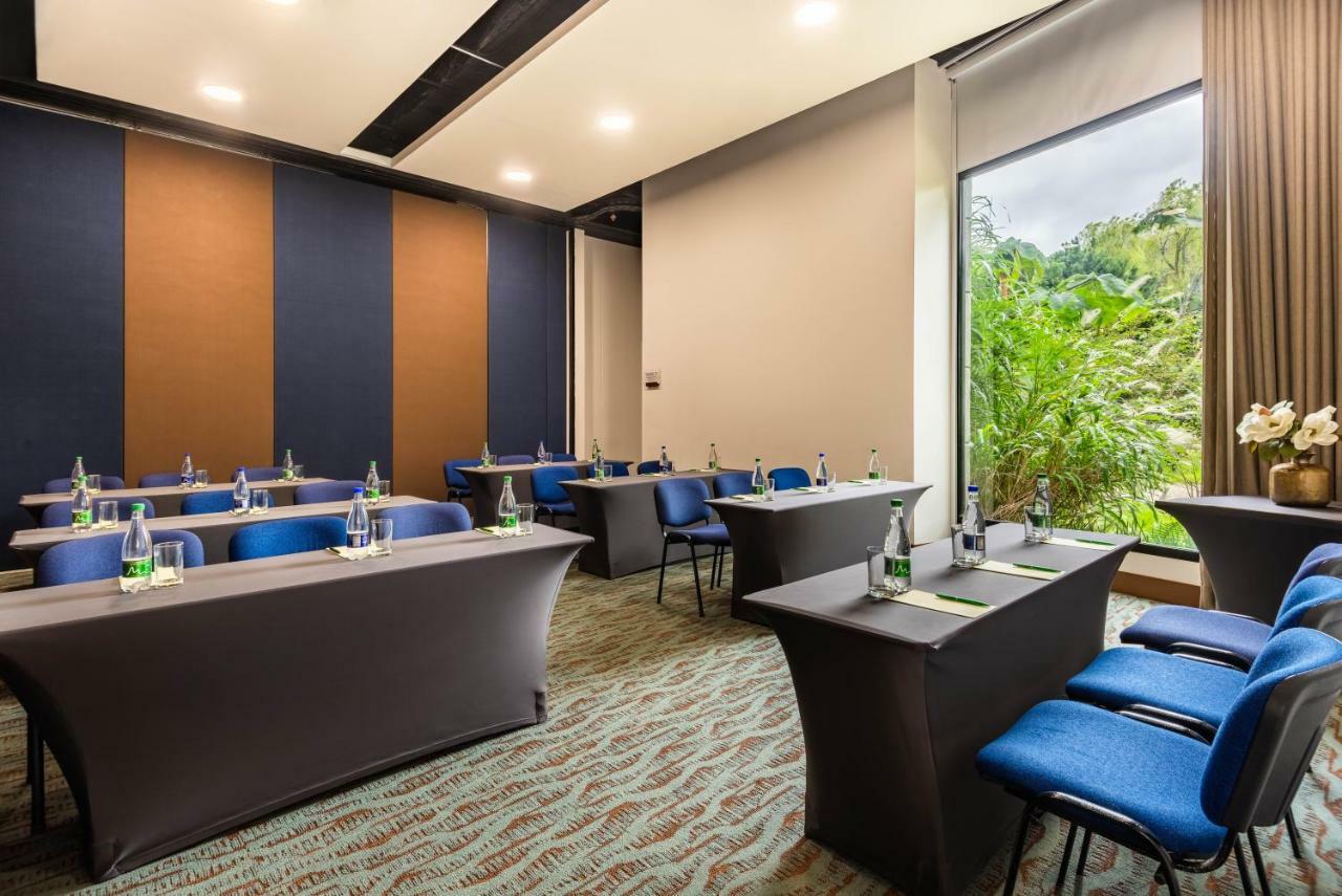 Hotel Morrison Usaquen Bogotá Exterior foto Meeting room